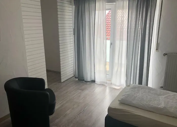 ゲストハウス Gaestehaus Savo *